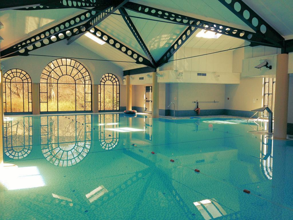 Готель Peebles Hydro Екстер'єр фото